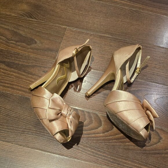 Peep-toe d’orsay pumps with bow - NINA Electra - Picture 6 of 8